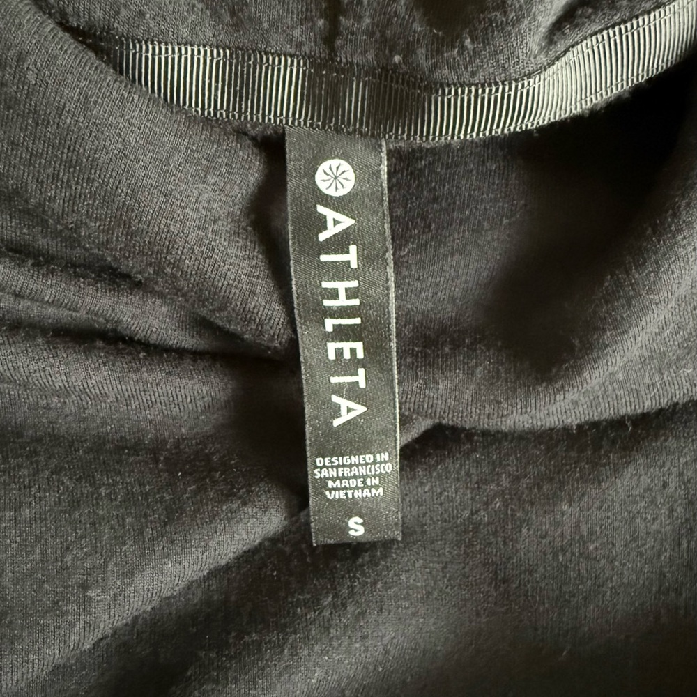 Athleta Draped Oversized Long-Sleeve Women's Top in Black! S/M - Picture 8 of 12